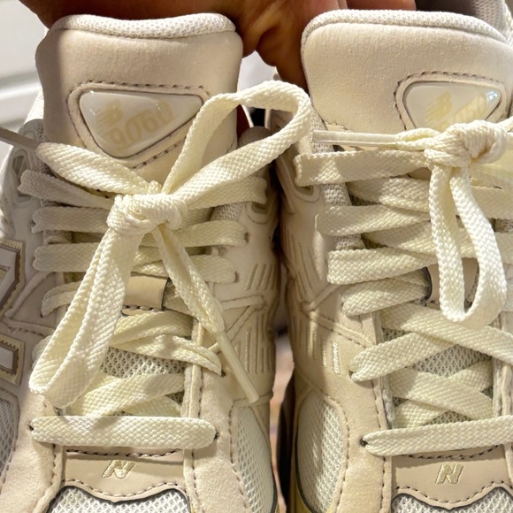 New Balance Women's Cream Sneakers - Picture 7 of 7